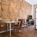 Central Cozy Star 1 Balcony Ac Near Merto
